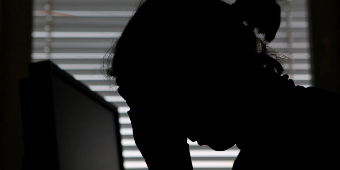 Depressionen und Burnout sind eine Hauptursache von Krankschreibungen und von Berufsunfähigkeit. Depressionen und Burnout sind eine Hauptursache von Krankschreibungen und von Berufsunfähigkeit.