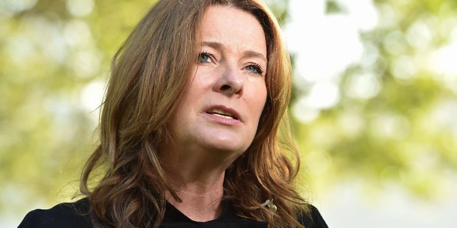 Eine peinliche Panne ist der britischen Bildungsministerin Gillian Keegan bei einem Fernsehinterview passiert. Foto: Thomas Krych/ZUMA Press Wire/dpa