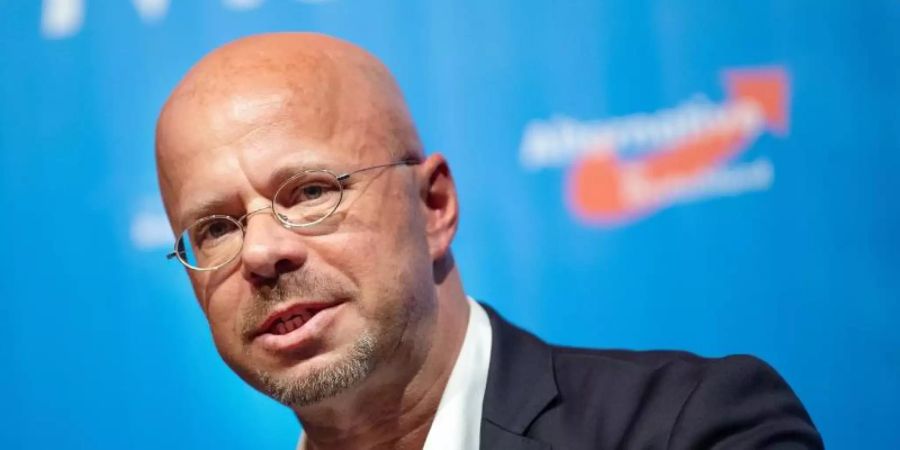 Brandenburgs AfD-Landesvorsitzender Andreas Kalbitz Ende April bei einem Landesparteitag. Foto: Monika Skolimowska