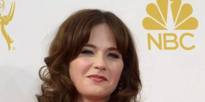 US-Schauspielerin Zooey Deschanel und ihr Mann Jacob Pechenik gehen nach vier Jahren Ehe getrennte Wege. Foto: Paul Buck/epa US-Schauspielerin Zooey Deschanel und ihr Mann Jacob Pechenik gehen nach vier Jahren Ehe getrennte Wege. Foto: Paul Buck/epa
