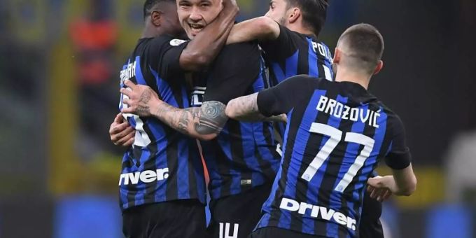 Die Spieler von Inter Mailand freuen sich über den Einzug in die Champions League. Foto: Alberto Lingria/XinHua Die Spieler von Inter Mailand freuen sich über den Einzug in die Champions League. Foto: Alberto Lingria/XinHua