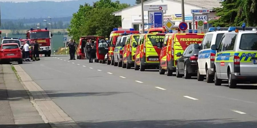 Ein Umkreis von 300 Metern um den Ort der Explosion ist evakuiert worden. 650 Anwohner sind betroffen. Foto: Matthias Strauss