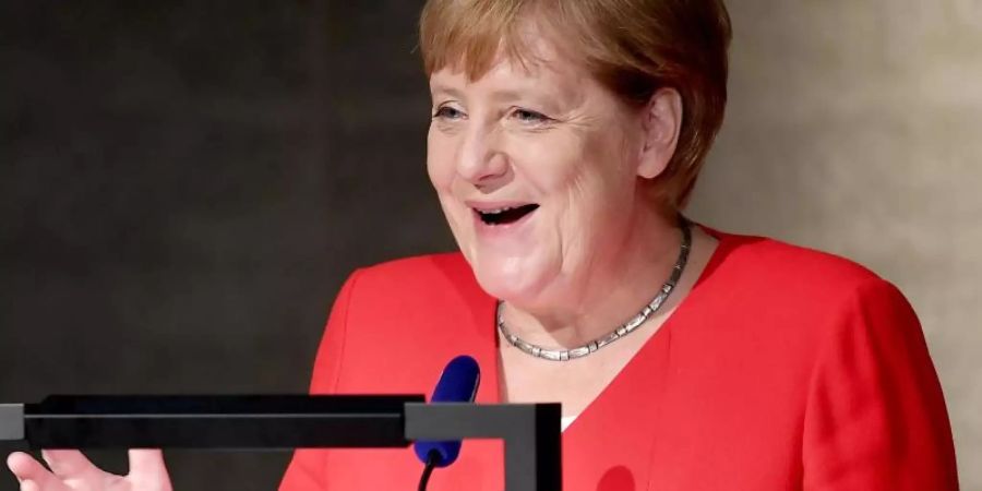 Bundeskanzlerin Angela Merkel bei der Eröffnung der James-Simon-Galerie auf der Museumsinsel. Foto: Britta Pedersen