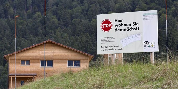 Der Traum vom eigenen Haus im Grünen wird immer teurer. (Archivbild) Der Traum vom eigenen Haus im Grünen wird immer teurer. (Archivbild)