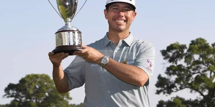 Chez Reavie feiert seinen Sieg in Cromwell. Foto: Jessica Hill/FR125654 AP/