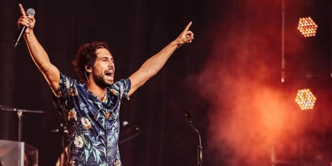 Max Giesinger geht 2020 im Herbst auf Tour. max giesinger