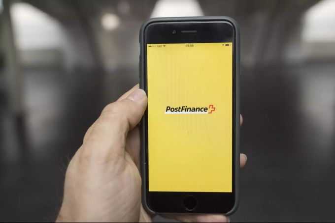 Die PostFinance erhält für ihre Stimmerkennung den Big Brother Award in der Kategorie «Publikum». PostFinance App