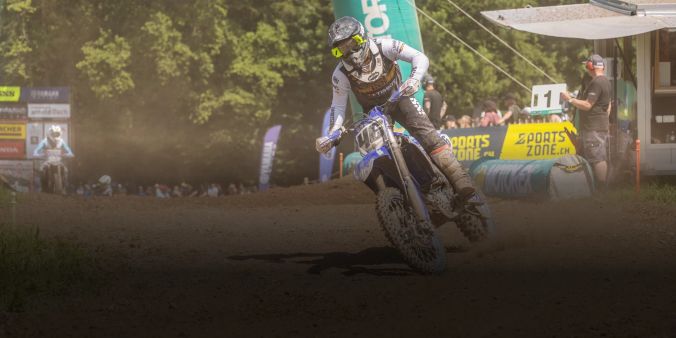 Staubig, laut & mit viel Benzin in der Luft - so mögen es die Motor Sport Fans.