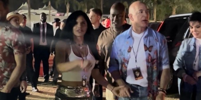 Staunen! - Milliardär Bezos trägt am Coachella-Festival 11-Franken-Hemd