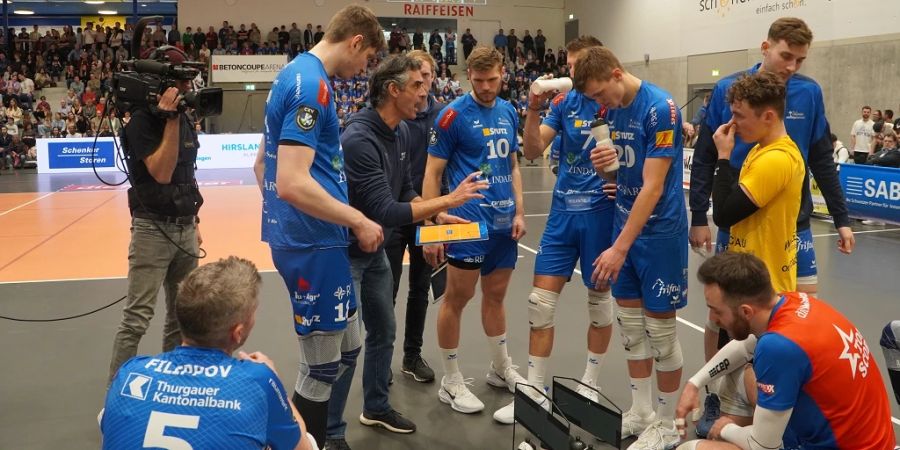 Time-out beim LINDAREN Volley Amriswil.