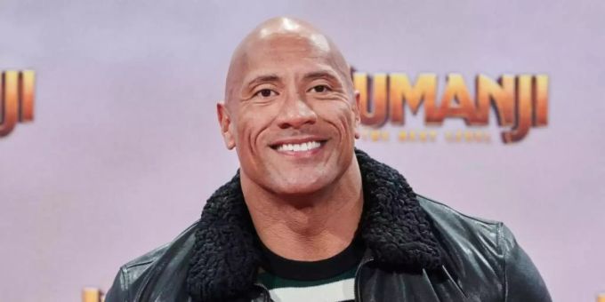 Seine Stimme hat Gewicht: Dwayne Johnson wird geehrt. Foto: Annette Riedl/dpa Seine Stimme hat Gewicht: Dwayne Johnson wird geehrt. Foto: Annette Riedl/dpa