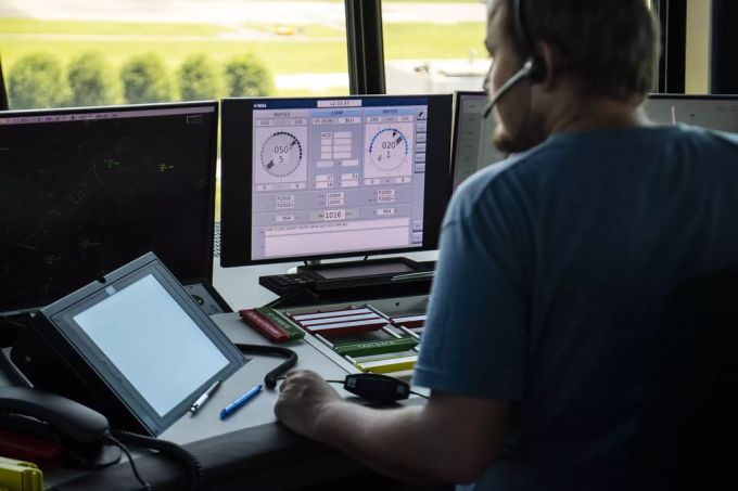 Die Schweizer Flugsicherung Skyguide litt finanziell stark unter der Corona-Pandemie. skyguide schweiz flugsicherung