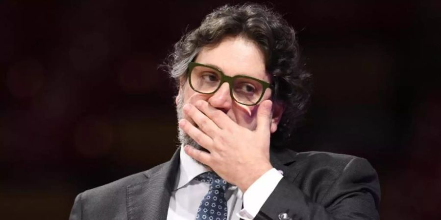 Bayerns Trainer Andrea Trinchieri fehlte in Giessen aus familiären Gründen. Foto: Tobias Hase/dpa