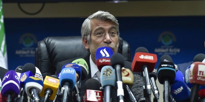 Der libanesische Energieminister Walid Fayad nach der Unterzeichnung des Übereinkommens zu Gaslieferungen aus Ägypten über Syrien. libanon