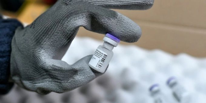 Corona-Impfstoff von Biontech/Pfizer biontech
