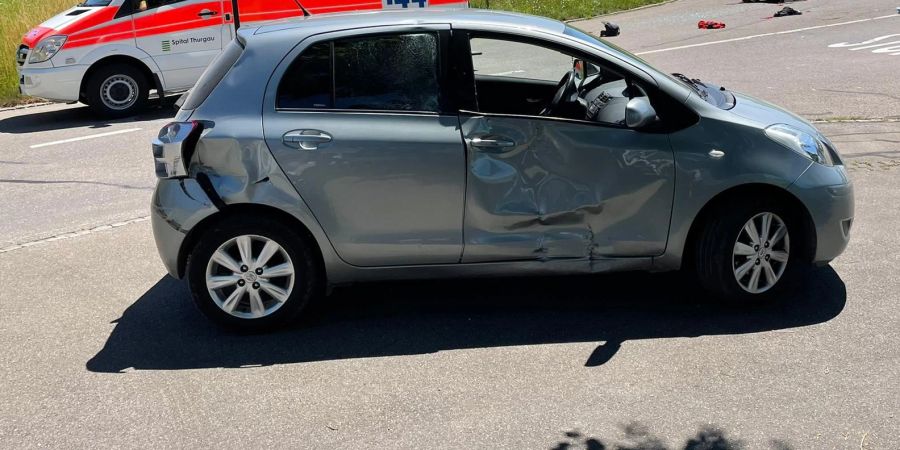 Der Motorradfahrer wurde schwer verletzt.