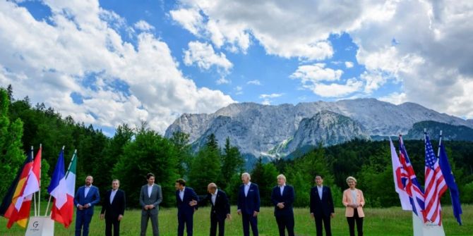 G7