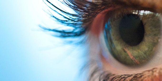 Führt eine Corona-Infektion zu Schäden auf der Netzhaut? netzhaut