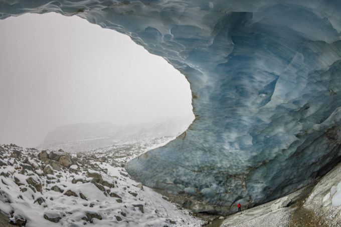 Der Zinalgletscher in der Schweiz hat in den letzten 60 Jahren bis zu 50 Prozent seines Volumens verloren. (Archivbild) gletschereis