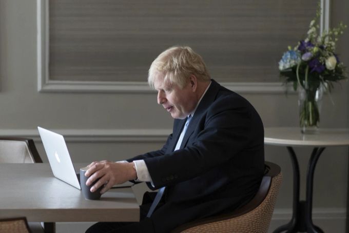 Boris Johnson droht ein Misstrauensvotum. Boris Johnson