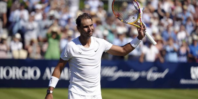 Rafael Nadal freut sich – in der Wimbledon-Vorbereitung läuft es für ihn hervorragend. Rafael Nadal