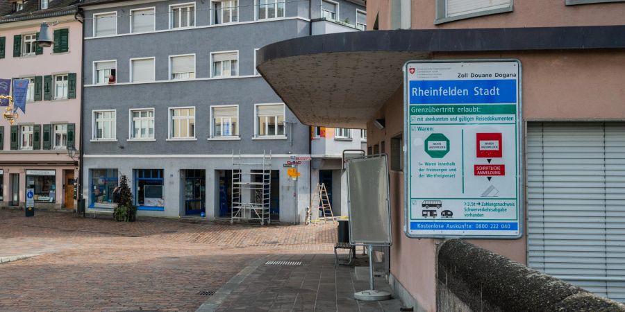 Der Zollübergang in der Stadt Rheinfelden.