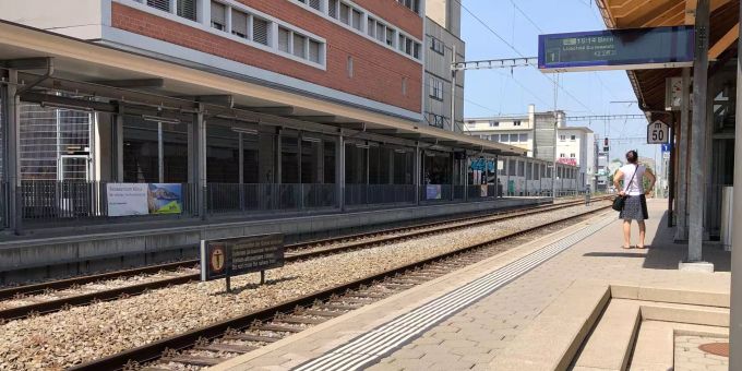 Gleis 1 Bahnhof Köniz