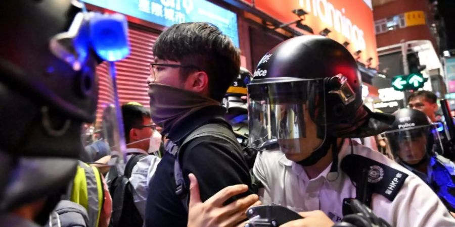 Erneute Gewalt bei Protesten in Hongkong