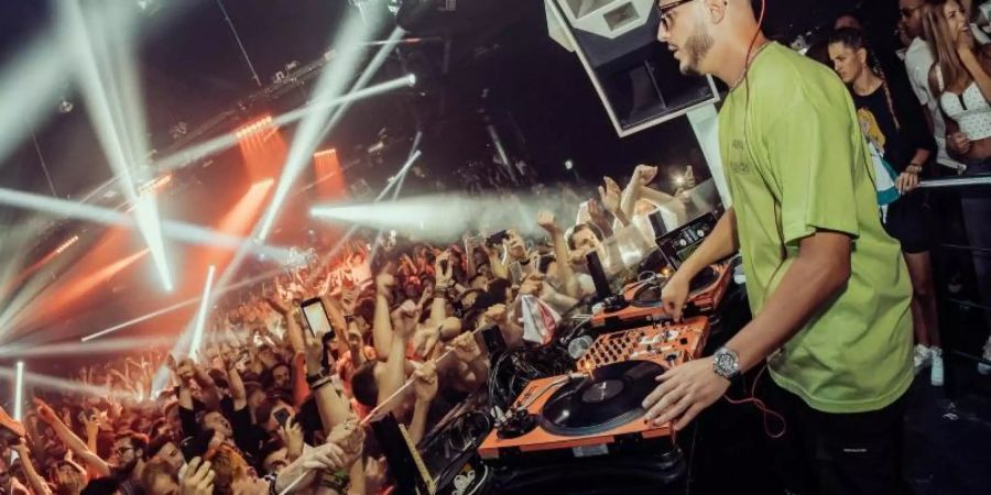 DJ Snake legt im Kölner Club Bootshaus. Foto: Bootshaus