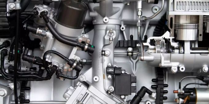 Lkw-Motor von MAN Lkw-Motor von MAN