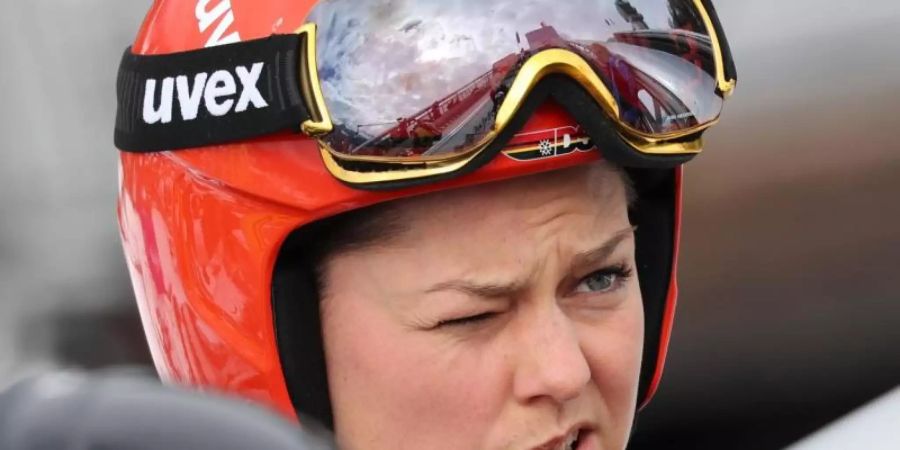 Zog sich beim Training einen Riss des vorderen Kreuzbandes im rechten Knie zu: Carina Vogt. Foto: Karl-Josef Hildenbrand