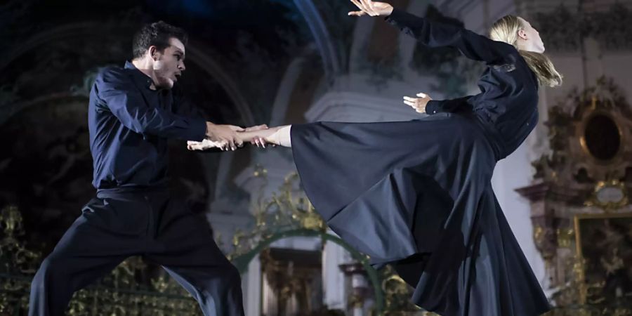 Das Tanzstück «Desiderium» von Yuki Mori wird im Rahmen der St. Galler Festspiele in der Kathedrale aufgeführt. Premiere war am Mittwoch, 3. Juli.