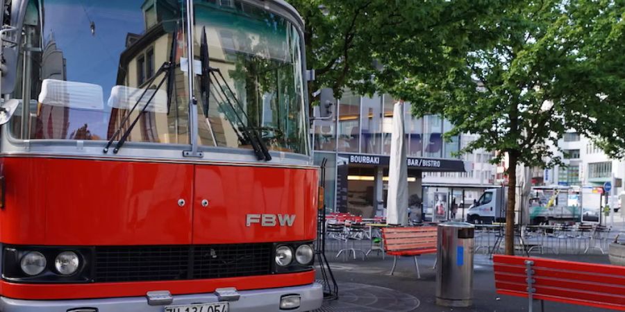 Nachfolgebus war bereits in Zürich und Luzern, und kommt nun nach St-Gallen. Bild: companymarket.ch