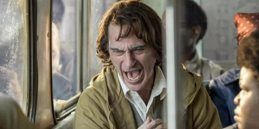 Arthur Fleck/Joker (Joaquin Phoenix) dreht durch. Foto: Niko Tavernise/Warner Bros. Entertainment