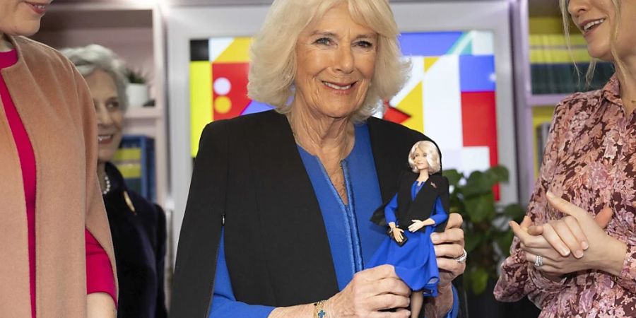 Die Barbie-Puppe der britischen Königin Camilla ist eine Einzelanfertigung.