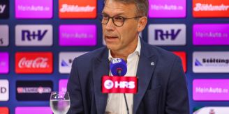FC Schalke 04 - Chef Knäbel erklärt Transfer-Strategie FC Schalke 04 - Chef Knäbel erklärt Transfer-Strategie