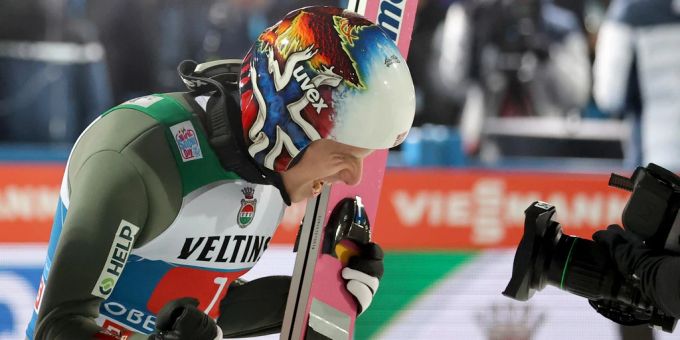 Halvor Egner Granerud startet in Oberstdorf mit einem Sieg in die Vierschanzentournee. vierschanzentournee