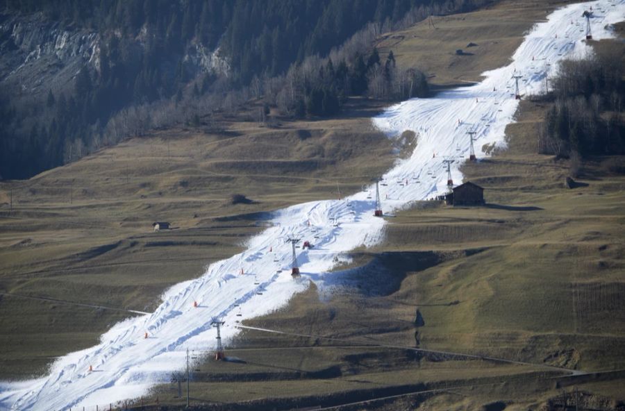 In mittleren Lagen wird man in den kommenden 30 Jahren zu dieser Jahreszeit auf technischen Schnee angewiesen sein. (Archiv)