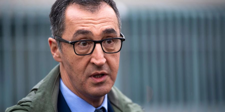 Landwirtschaftsminister Cem Özdemir will an praktischen Lösungen gegen Lebensmittelverschwendung arbeiten.