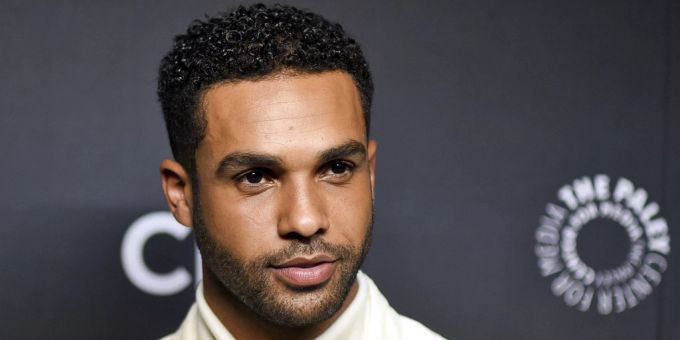 Durch seinen Auftritt in der Netflix-Serie «Emily in Paris» wurde Lucien Laviscount berühmt. Wird der Schauspieler der nächste James Bond? aaron taylor