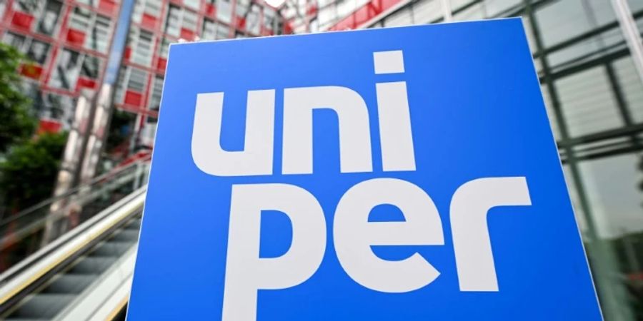 Logo von Uniper vor dem Hauptsitz in Düsseldorf