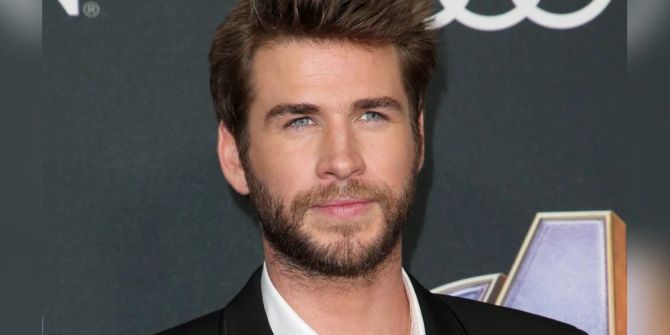 james bond liam hemsworth