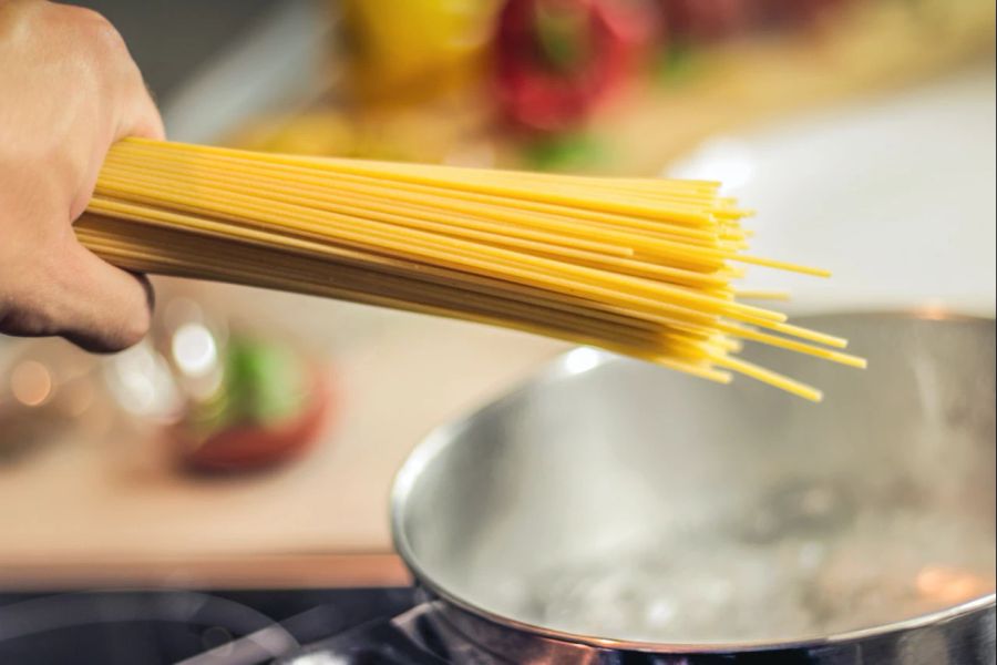 Pasta Spaghetti Topf Wasser kochen