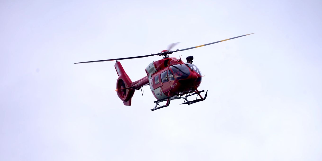 Arbeiter stürzt in Weinfelden zwei Meter tief – Rega im Einsatz — image 1