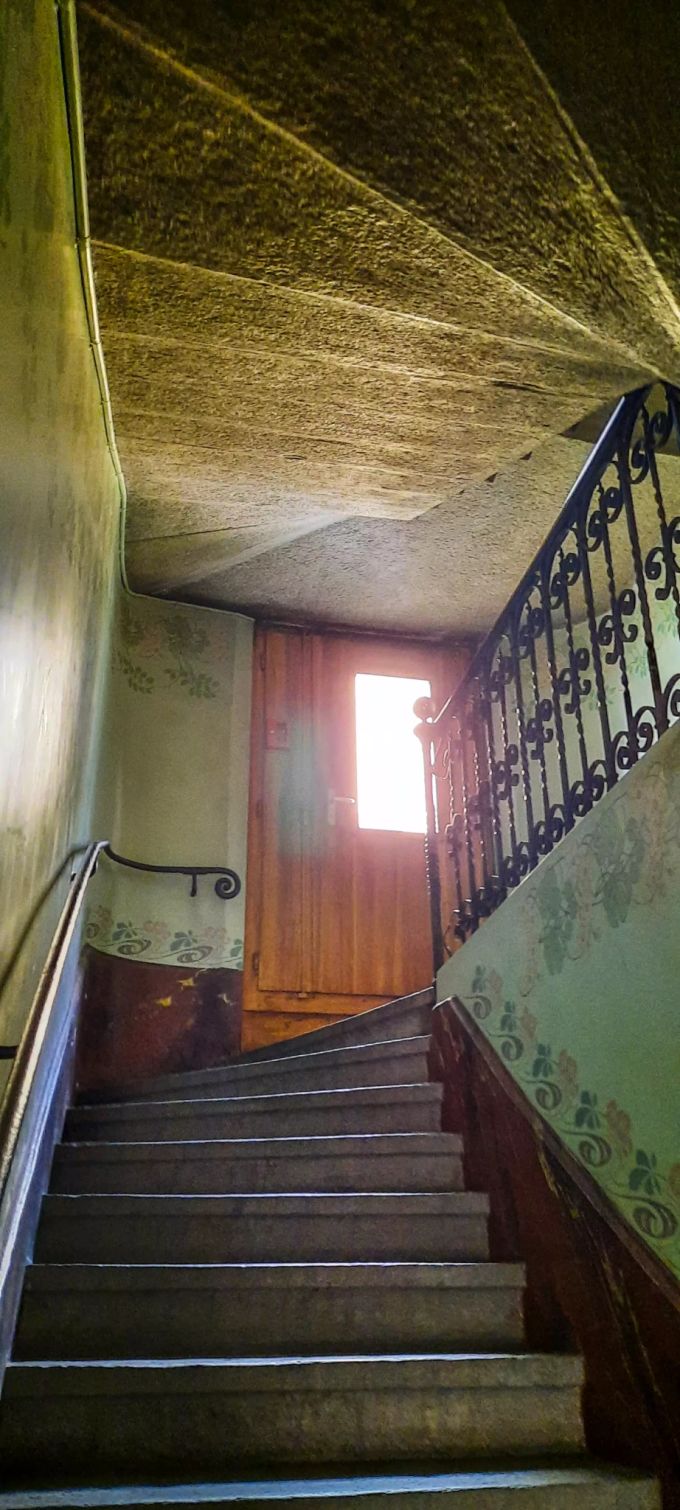 In La Chaux-de-Fonds findet man in vielen Gebäuden Treppenhäuser im Jugendstil. treppenhaus