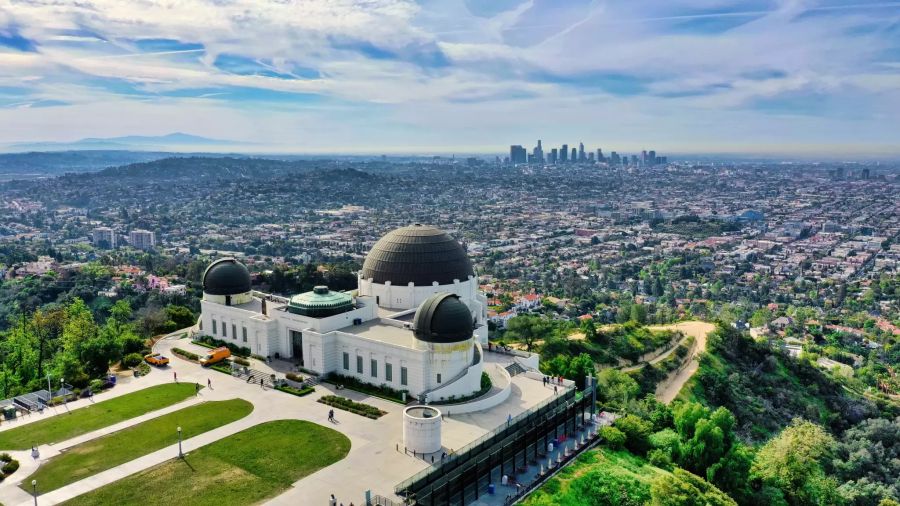 Ein Filmstar ist das Griffith-Observatorium von L.A. mit seinem hochmodernen Planetarium. Von «Star Trek Voyager» über «Lucifer» bis zu «Terminator» und «La La Land» hat das 1935 erbaute Gebäude schon so manche Hollywood-Produktion optisch aufgewertet.