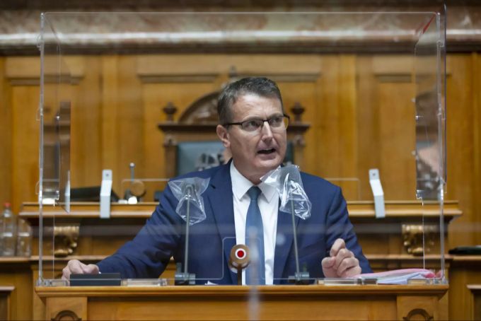 Thomas Burgherr, Nationalrat SVP, spricht während der Debatte um die 99%-Initiative während der Herbstsession der Eidgenössischen Räte 2020. 99%-Initiative