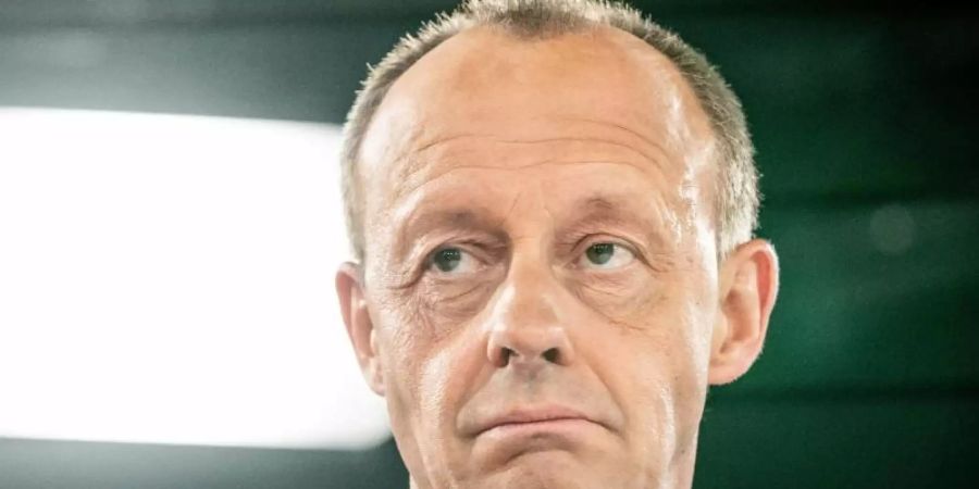 Friedrich Merz (CDU) fordert Parteimitglieder auf, aus der Werte-Union auszutreten. Foto: Michael Kappeler/dpa