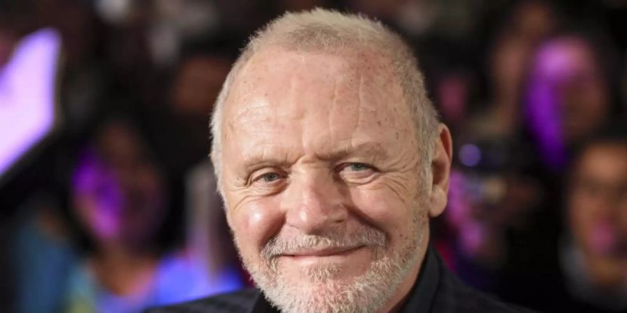 Anthony Hopkins erhielt seinen ersten Oscar für die Rolle des Hannibal Lecter in «Das Schweigen der Lämmer». Foto: Alexandre Meneghini/AP/dpa