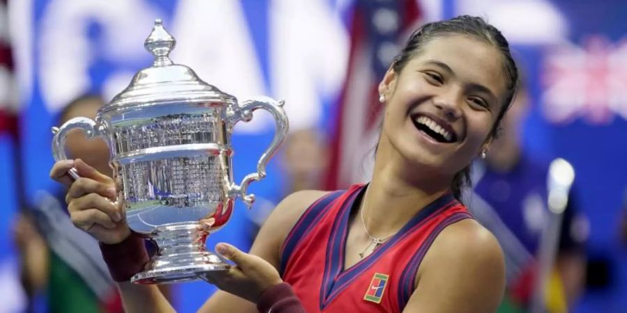 Die Britin Emma Raducanu gewann die US Open. Foto: Seth Wenig/AP/dpa